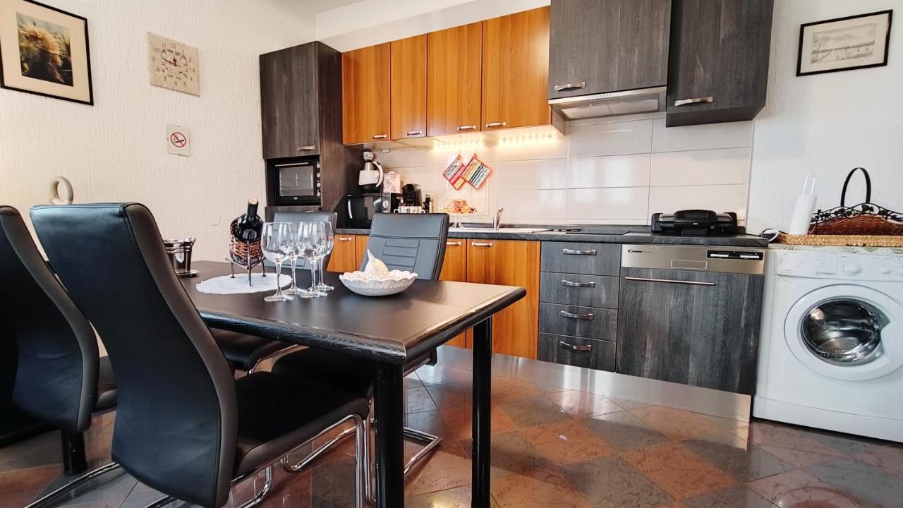 Apartman Ladybird Pula Extérieur photo